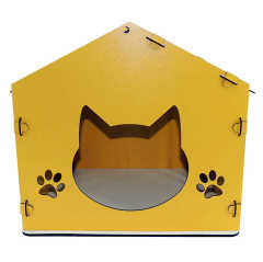 İşlemeli Ahşap Kedi Kulübesi