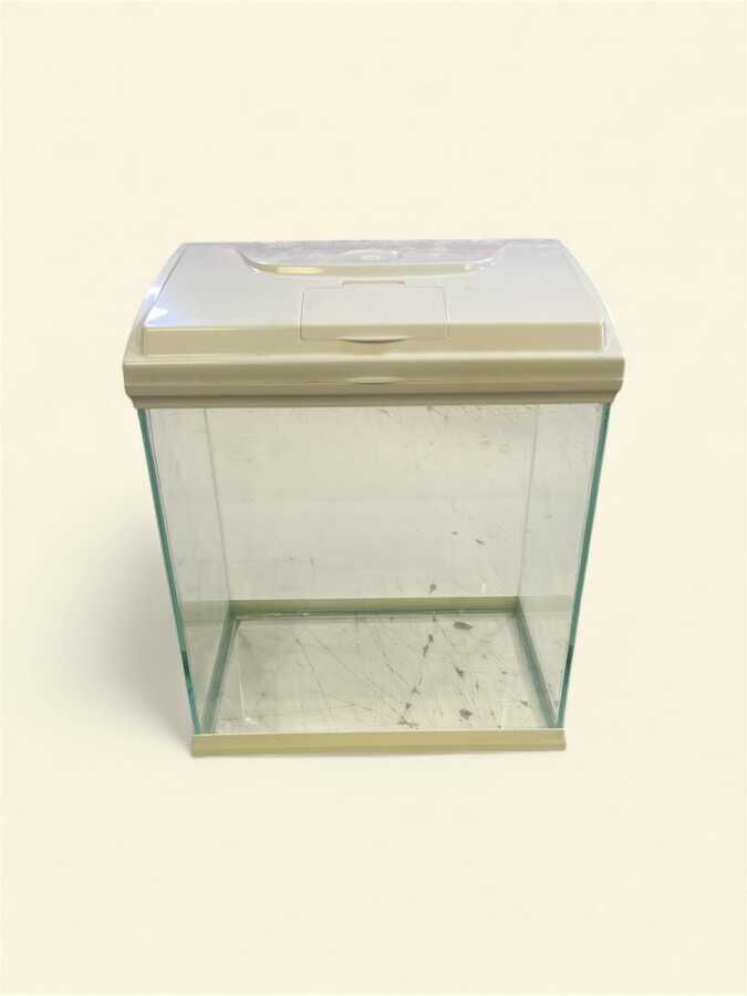 Led Işıklı  Akvaryum 30x30x20 cm